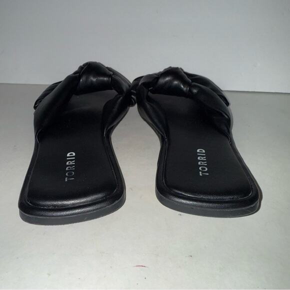 TORRID Twist Knot Slides Womens Black Faux Leather Sandals 10WW - Picture 2 of 4